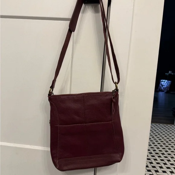 The Sak Lucia Leather crossbody purse Shoulder Bag - Picture 9 of 9